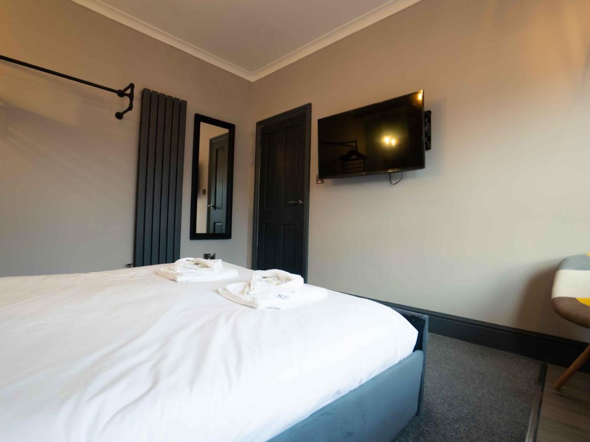 Pass The Keys Amazing, Newly Renovated 5Bedroom House Sleeps 10 Scarborough Kültér fotó