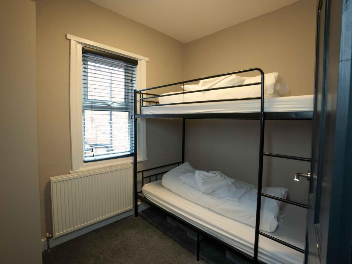 Pass The Keys Amazing, Newly Renovated 5Bedroom House Sleeps 10 Scarborough Kültér fotó